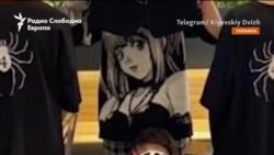 Фанови на аниме се тепаат со ривалите во трговските центри во Украина и Русија