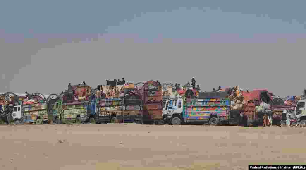 The Chaman border crossing, situated nearly 120 kilometers to the northwest of Pakistan's provincial capital, Quetta, was also backed up with trucks and buses carrying Afghans forced to return to Afghanistan.