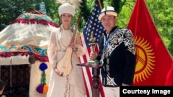 Эллада менен Замир Асылбековдор