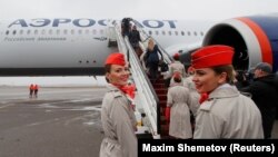 "Аэрофлот" Орусиядагы эң ири авиациялык топ, анын курамына "Россия" жана "Победа" авиакомпаниялары кирет. 