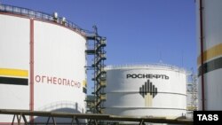 За повідомленнями, нафтопереробний завод у Туапсе в Краснодарському краї РФ загорівся через уламки дронів (фото архівне)