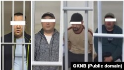 Камчы Асанбектин (Көлбаев) уюшкан кылмыштуу тобунун Алтуха, Протез, Кеня жана А.К. деген аттар менен таанымал мүчөлөрү. УКМК тараткан сүрөт.