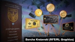 Više desetina lažnih proizvoda sa likom Donalda Trampa kreirano je u makedonskom gradu Velesu