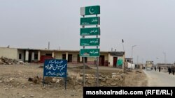 په انګور اډه کې د پاکستان د حکومت کمرګ دفتر ـ د فبرورۍ درېمې انځور.