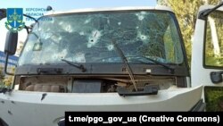 Наслідки одного з попередніх обстрілів Херсона, вересень 2023 року