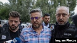 Ionuț Doldurea, fiul primarului din Carcal Ion Doldurea, și asociatul său Cosmin Stîngă au fost arestați preventiv miercuri pentru 30 de zile, fiind inclupați pentru distrugere din culpă urmată de un dezastru.