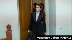 Evghenia Guțul, la una din ședințele de judecată de la Judecătoria Buiucani.