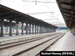 În prezent, viteza comercială a trenurilor din România este de 44 de kilometri la oră, fiind la coada clasamentului.