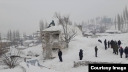 Снежная лавина сошла в Хороге  около 10 часов утра 15 февраля.