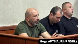 6 მაისი, 2024 წელი. ბიზნესმენი სოსო ბაბაევი გორის რაიონული სასამართლოს სხდომაზე.