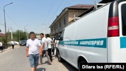 Жибек Жолуга келген полициянын машинеси.