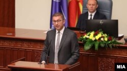 Hristijan Mickoski në Parlamentin maqedonas.