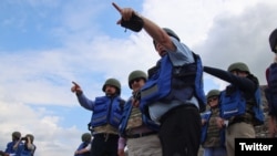 ԵՄ դիտորդները և եվրախորհրդարանականները Հայաստանի և Ադրբեջանի սահմանին, արխիվ