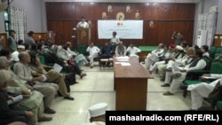 د اکتوبر پر ۱۶مه په پېښور پريس کلب کې د "امن، د افغان کډوالو ستونزې او حللارې" تر عنوان لاندې ګڼګونديزه غونډه وشوه.