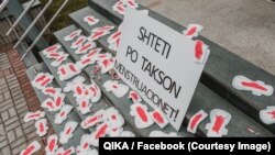 Fotografi ilustruese. 