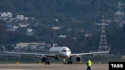 Аэропорт Сочи (архивное фото)
