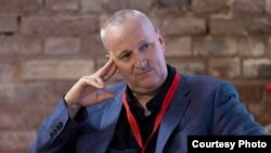 Kenet Morison, profesor savremene istorije Jugoistočne Evrope na Univerzitetu De Montfort u Velikoj Britaniji, privatna arhiva.
