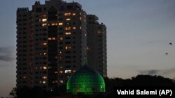 مرکز پژوهش‌های مجلس شورای اسلامی در تازه‌ترین گزارش خود اعلام کرده قیمت مسکن طی پنج سال نه و نیم برابر شده است