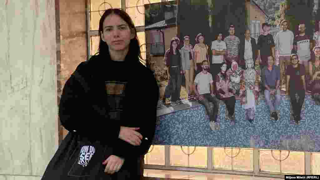 "Mislim da je ovo jako dobro osmišljen projekat, zato što čini da se ljudi upoznaju, da se zaista upoznaju kroz neko zajedničko interesovanje, u ovom slučaju film", kaže Tamara Zelenak i dodaje: "Mislim da ovakvi projekti zaista doprinose toj boljoj budućnosti i pomirenju".