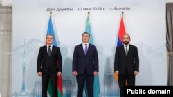 Ղազախստան - Ադրբեջանի, Ղազախստանի և Հայաստանի արտգործնախարարները բանակցություններից առաջ, Ալմաթի, 10-ը մայիսի, 2024թ.
