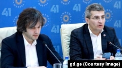 ფოტო არქივიდან: ირაკლი კობახიძე (მარცხნივ) და მამუკა მდინარაძე