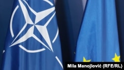 Un studiu arată că 36% dintre români cred că un sistem totalitar fără alegeri libere ar fi în beneficiul țării.