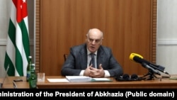 Аслан Бжания