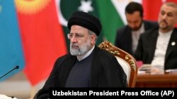 Ирандын президенти Эбрахим Раиси Экономикалык кызматташтык уюмунун Ташкенттеги саммитинде. 2023-жыл, 9-ноябрь.