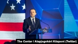 საქართველოს პრემიერ-მინისტრი ირაკლი ღარიბაშვილი CPAC-ის კონფერენციაზე სიტყვით გამოსვლისას. ბუდაპეშტი, 4 მაისი, 2023.