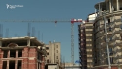 Почнати - недовршени, згради, фасади, запуштени објекти...