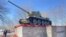 Советский танк T-34, установленный в качестве памятника в окрестностях Нарвы