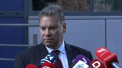 Escobar propozon shtetësinë e dyfishtë si zgjidhje për serbët në Kosovë