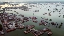 پاکستان کې سېلاوونو ميليونونه کسان اغېزمن کړي
