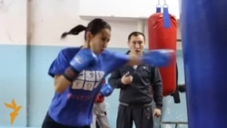 О девушках-судьях на ринге