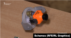 ჰონგ-კონგის კომპანია RunCam-ის ეს კამერა უკრაინის შეიარაღებული ძალების მიერ ჩამოგდებულ დრონზე იყო დამონტაჟებული.