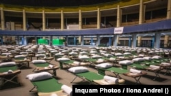 Centrul de refugiați de la Romexpo a fost organizat într-un timp record de 72 de ori cu participarea a sute de voluntari.