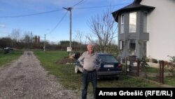 Anđelko Ilić: Užasno smrdi kad ugrije. Ljeti je najgore. Ne znam koliko se puta to zapalilo.