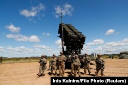 Američka vojska pored raketnog sistema Patriot u Litvaniji, 20. juli 2017.