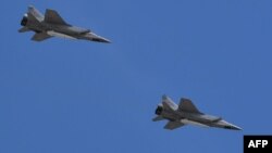 საილუსტრაციო ფოტო: რუსეთის MiG-31 გამანადგურებლები მოსკოვის მახლობლად. 9 მაისი, 2018.