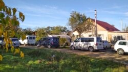 Jemçujına Krıma köyünde Dilâver Gafarovnıñ evinde tintüv, İslâm Terek rayonı, 2018 senesi oktâbrniñ 30-ı