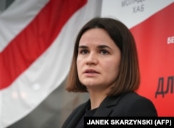 Lidera opoziției politice din Belarus, aflată în exil, Svetlana Tihanovskaia, la o întâlnire cu voluntarii beloruși din Polonia. 24 martie 2022.