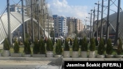 Most na Ibru koji deli grad na južni i severni deo