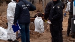 Ukraina zhvarros viktimat nga varrezat masive në Buça  