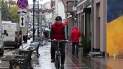 "Айлампага түшүп калдым". Москвадагы мигранттын түйшүгү 