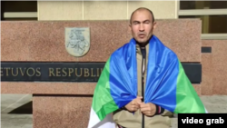 Комитет җитәкчесе итеп Литвада яшәүче Руслан Габбасов сайланган.