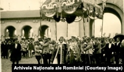 Regele Ferdinand și Regina Maria, după încoronare.