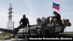 Военные так называемой «ДНР» в Новоазовске.