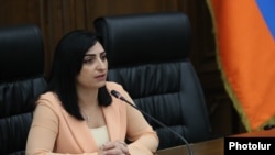 Թագուհի Թովմասյան