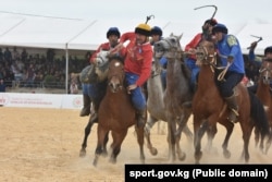 IV Дүйнөлүк көчмөндөр оюндары. Кыргызстан менен Казакстандын көк бөрү командалары финалда. 2022-жыл, 2-октябрь. Түркиянын Изник шаары.