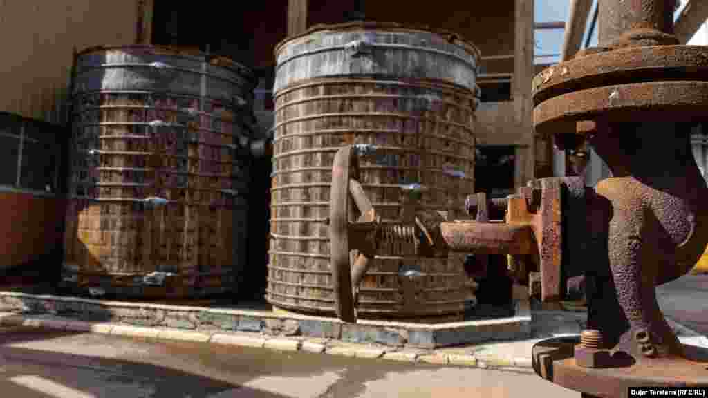 Propala mašinerija zbog neodržavanja. Industrijski park u Mitrovici.